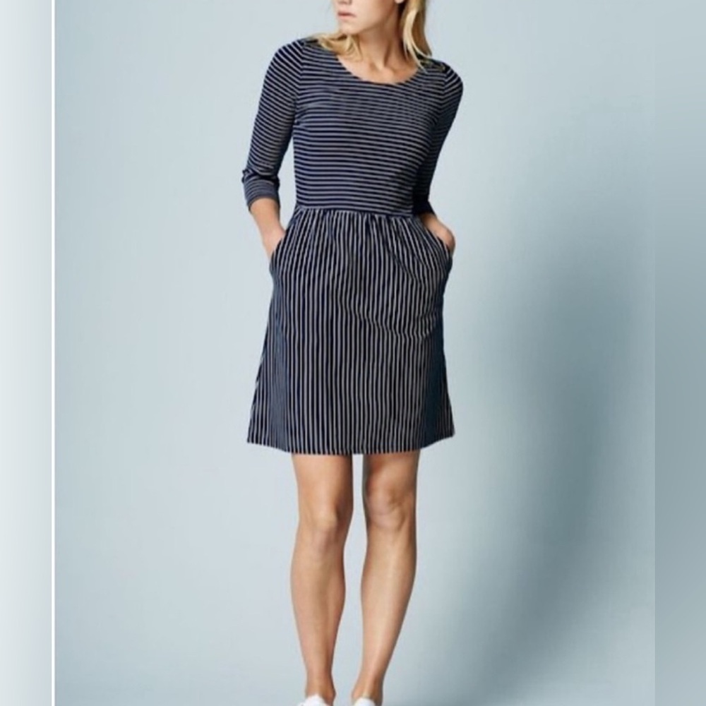 Boden Janie Day Striped Dress with shoulder zipper detail Size 8